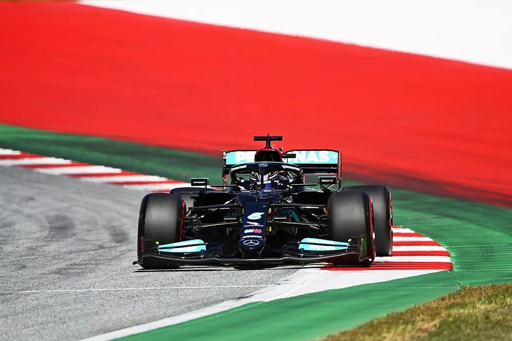 Lewis Hamilton, Mercedes W12