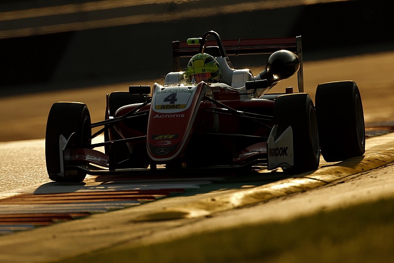 F3 Red Bull Ring: Schumacher yağmur altında kazandı, şampiyona liderliğini aldı!