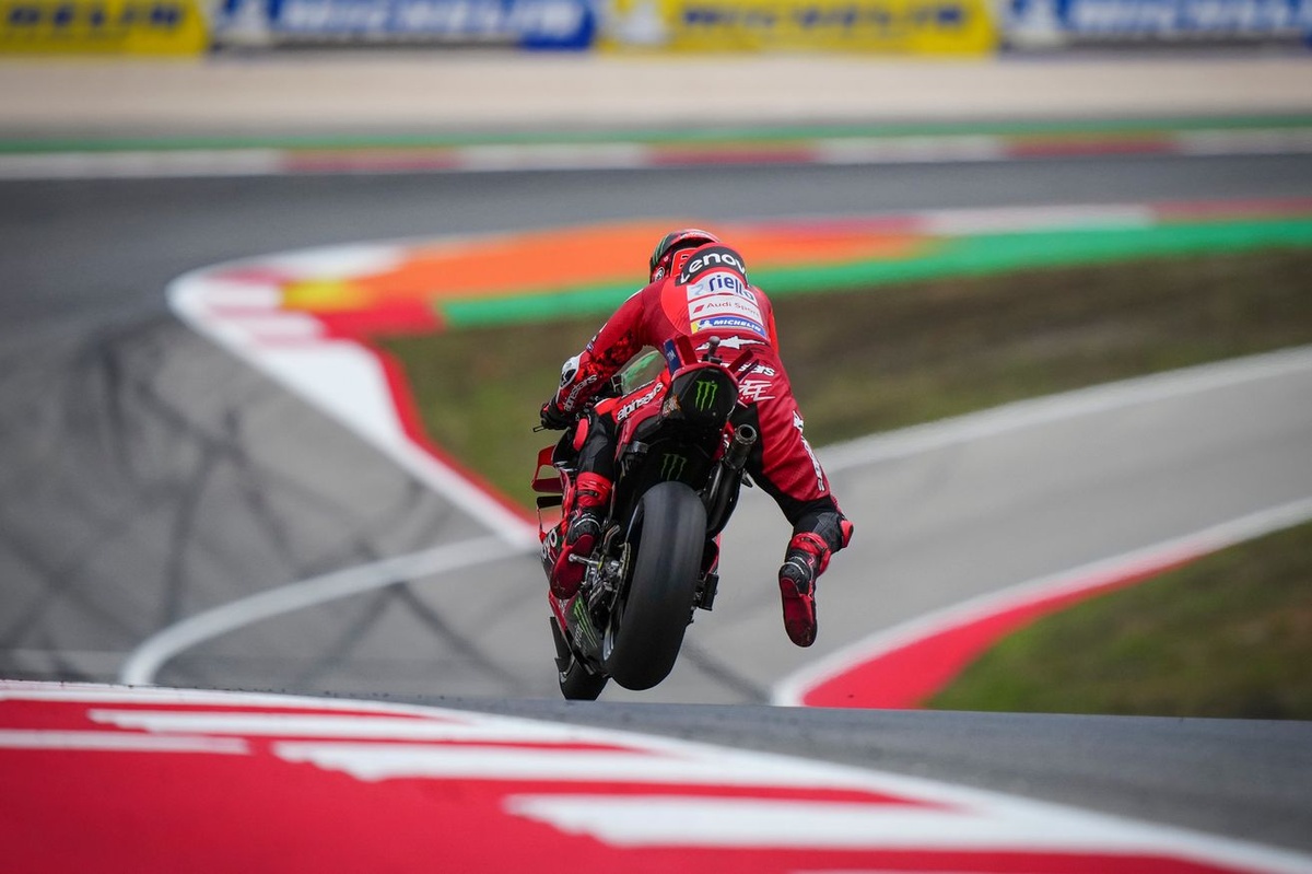 Bagnaia face à sa responsabilité pour bien exploiter la Ducati GP25