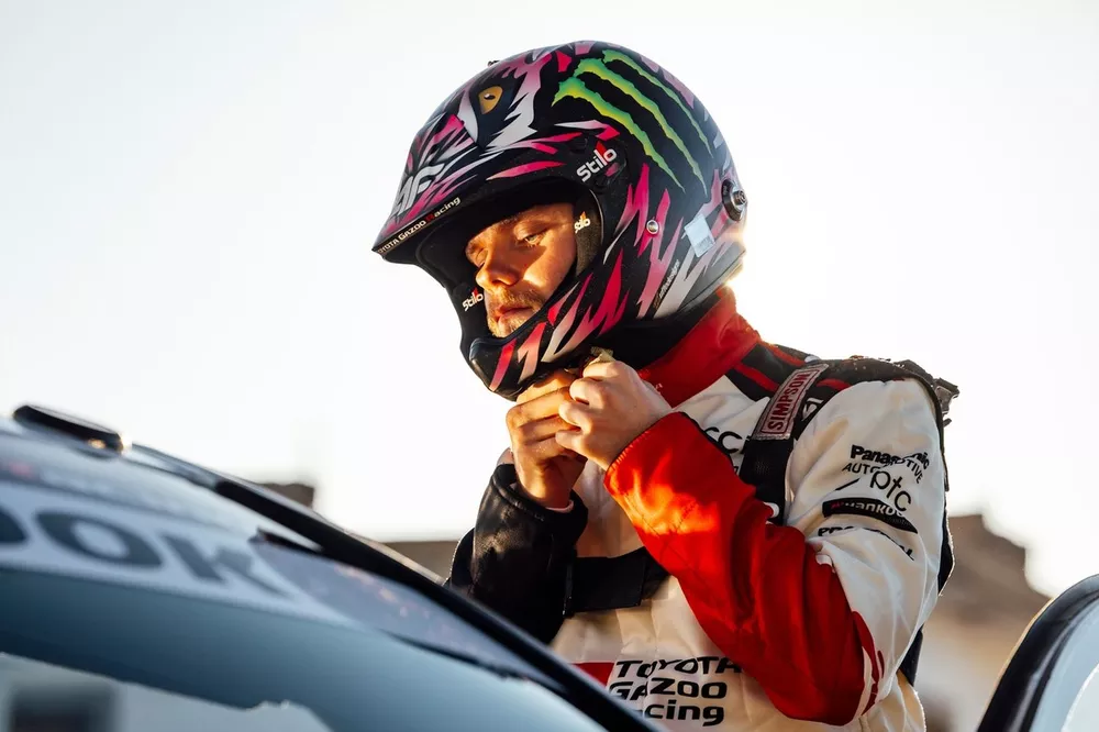 Oliver Solberg, Elliott Edmondson, Toyota Gazoo Racing WRT Toyota GR Yaris Rally1