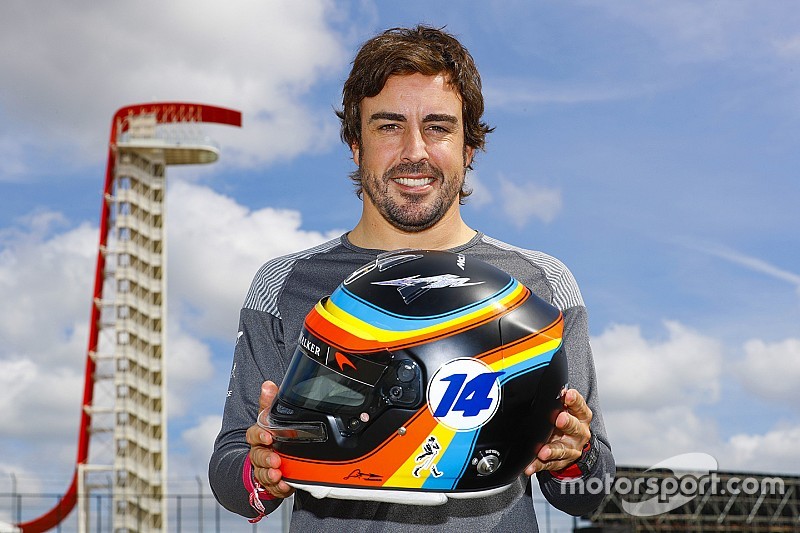 Alonso lancia un sondaggio per scegliere il casco con cui correrà alla Indy 500