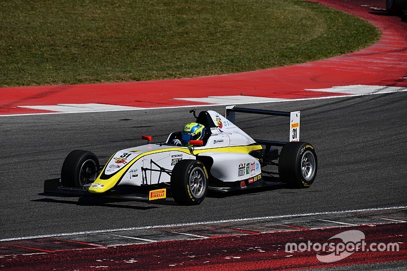 Un problema di salute ferma Marzio Moretti per la gara di Vallelunga del Campionato Italiano di F4