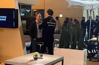 Wolff evita negar la posibilidad de que Mercedes fiche a Verstappen