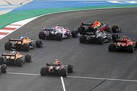 Verstappen: "Pérez se sacó de pista él solo"