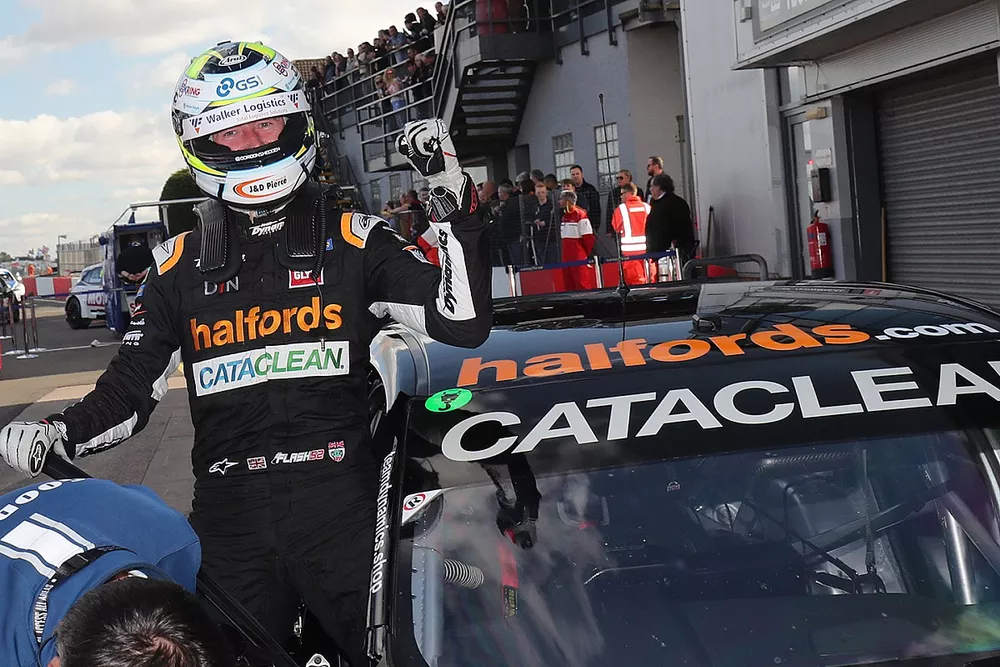 Gordon Shedden, Team Dynamics Honda Civic Type R 
