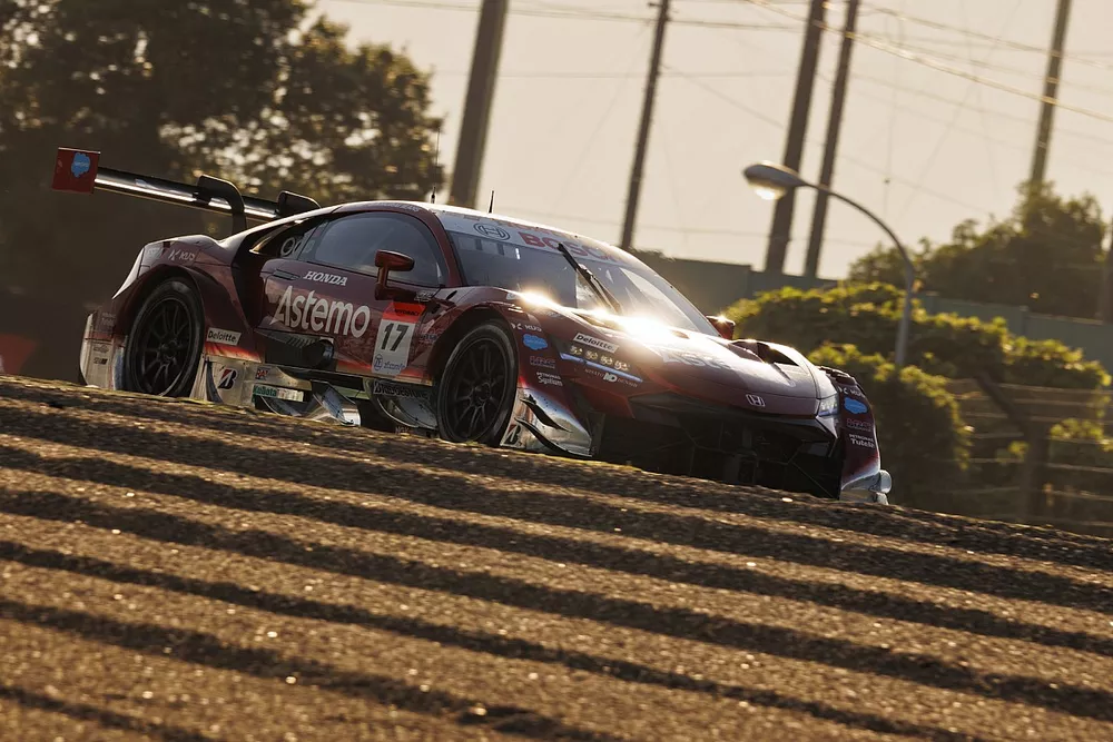 #17 Astemo NSX-GT