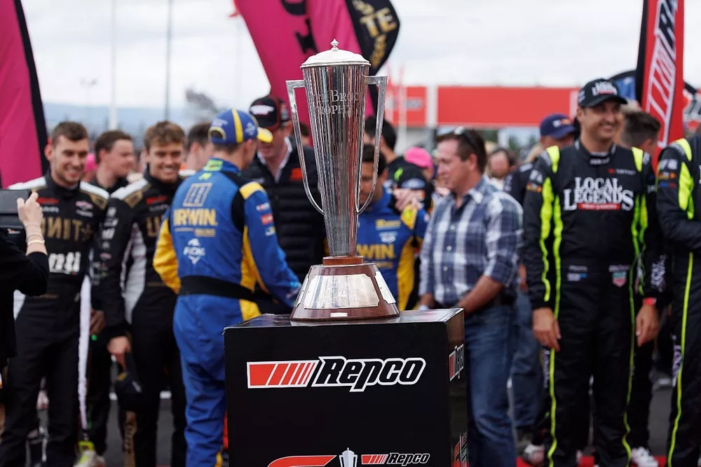 Trophy-EV-12-21-MH_26188