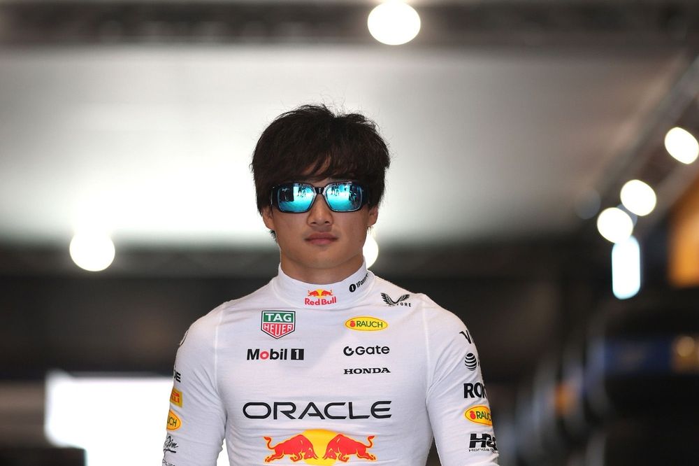 Yuki Tsunoda frustrado com choques em Monza com Liam Lawson e Lewis Hamilton