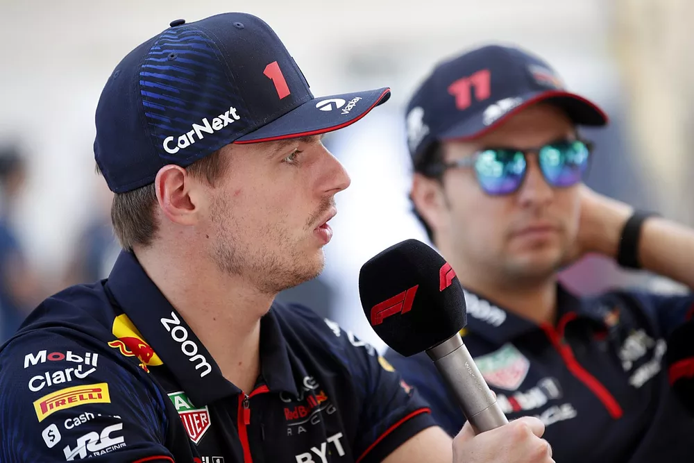 Max Verstappen, Red Bull Racing, Sergio P&eacute;rez, Red Bull Racing, en rueda de prensa