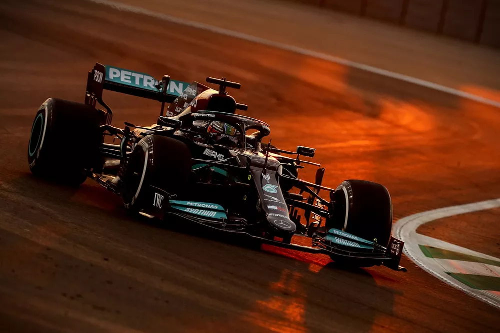 Lewis Hamilton, Mercedes W12
