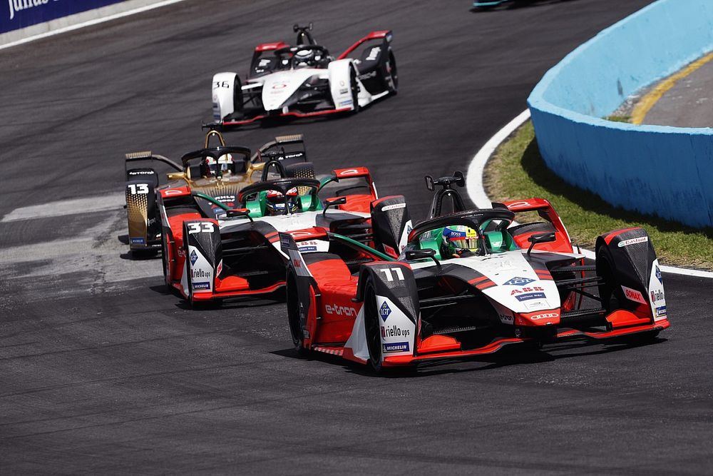 Lucas Di Grassi, Audi Sport ABT Schaeffler, Audi e-tron FE07, leadsRene Rast, Audi Sport ABT Schaeffler, Audi e-tron FE07, Antonio Felix da Costa, DS Techeetah, DS E-Tense FE21