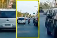 Justicia divina: se cae de la moto justo despu&eacute;s de patear un coche