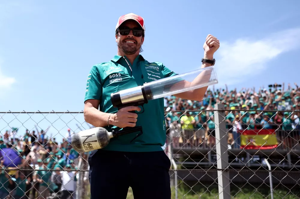 Fernando Alonso, Aston Martin Racing