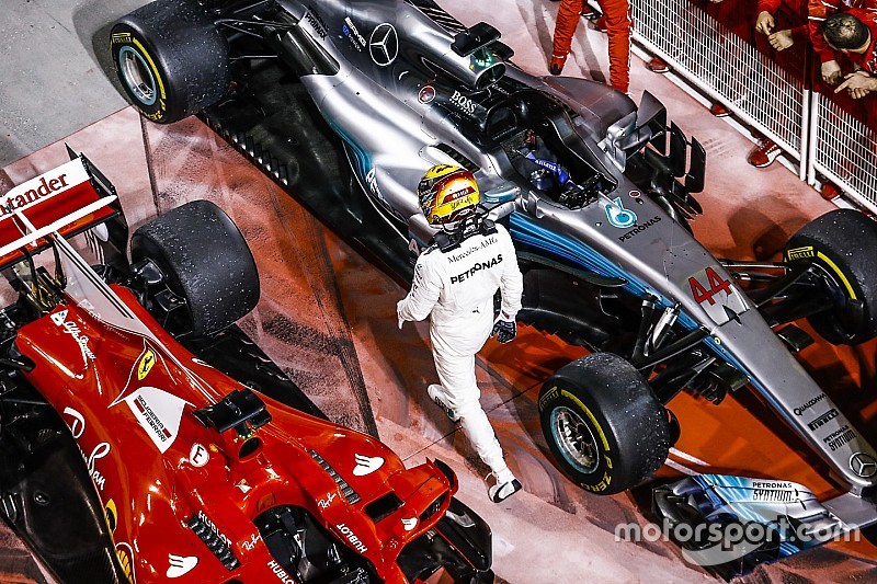 Chahuté par Ferrari, Mercedes