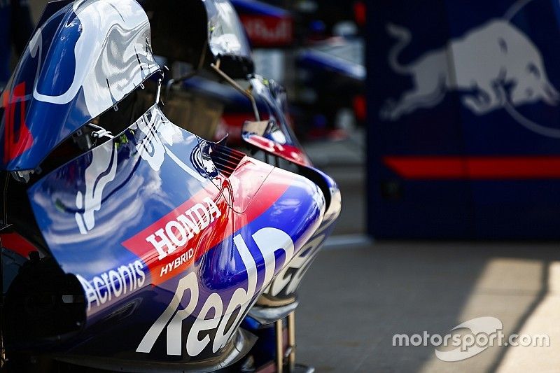 Honda en el chasis de un Toro Rosso STR13