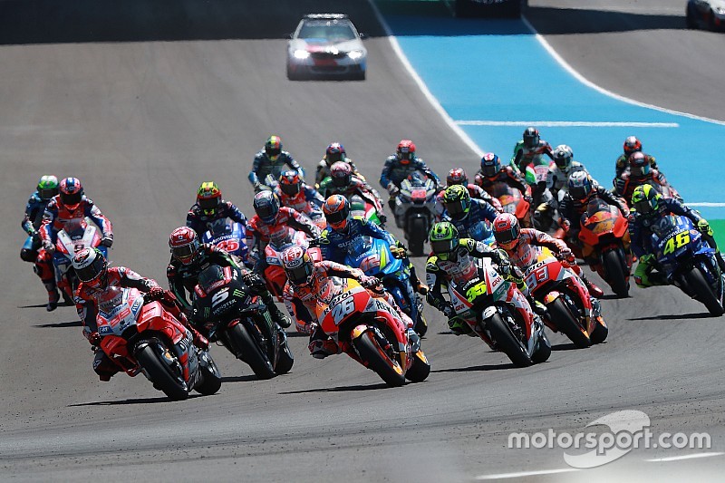 Jövőre a MotoGP mezőnye két motorral kevesebből állhat