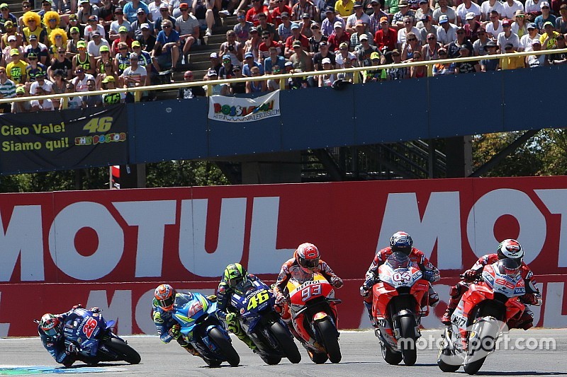 «Лучшую в истории гонку MotoGP» выложили в открытый доступ