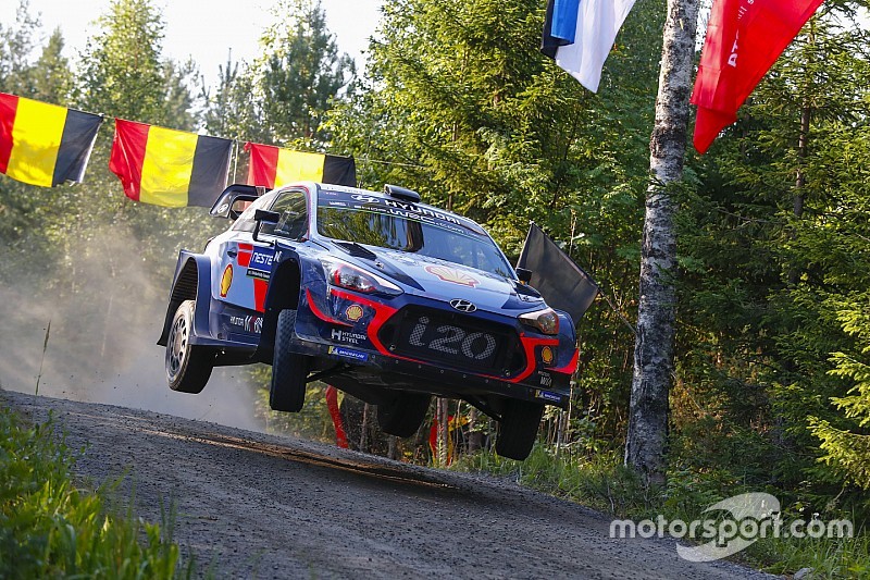 Neuville cerca de un nuevo contrato con Hyundai