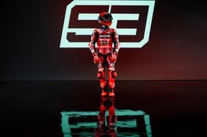 M&aacute;rquez incluye a Vi&ntilde;ales y su "experimento" con Lorenzo entre los rivales al t&iacute;tulo de MotoGP