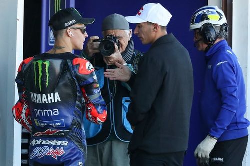Razgatlioglu toma posesi&oacute;n en el paddock como nuevo piloto de MotoGP