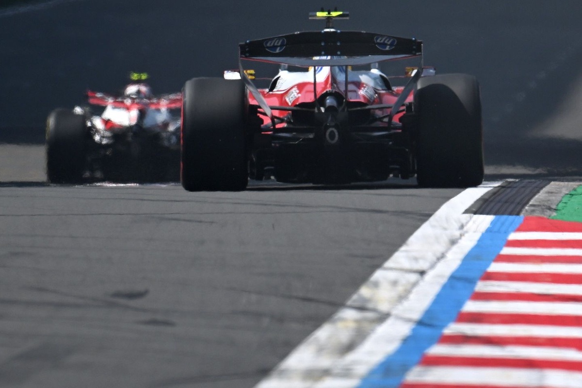 Why Ferrari didn't use its 'rotisserie' rear wing after FP1 at Chinese GP