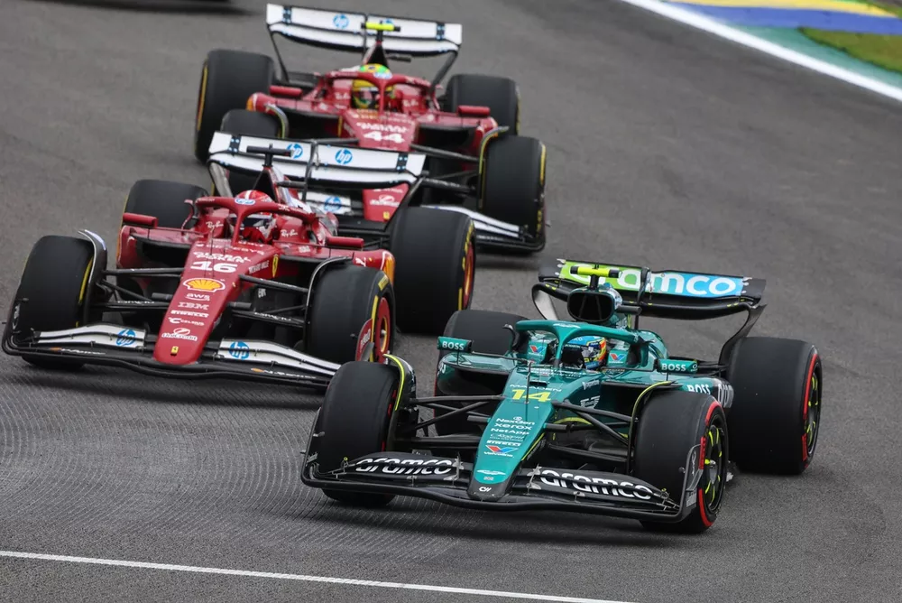 Charles Leclerc, Ferrari, Lewis Hamilton, Ferrari, Fernando Alonso, Aston Martin Racing