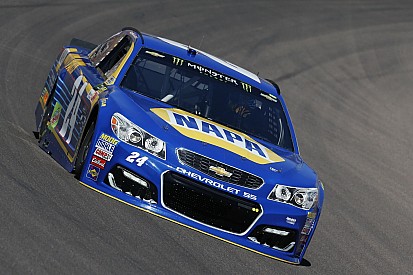 Chase Elliott wins Stage 2 at Phoenix as penalty costs Logano