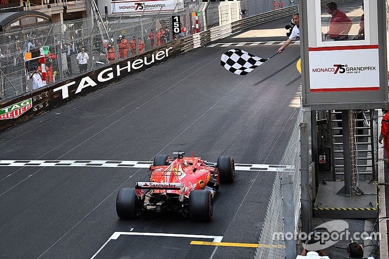 Ganador de la carrera Sebastian Vettel, Ferrari SF70-H