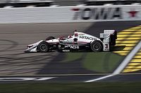 Castroneves encerra jejum de três anos e vence em Iowa