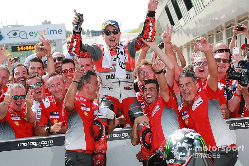 As imagens da terceira vitória seguida da Ducati na Áustria