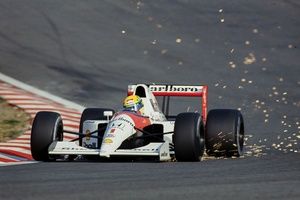 F1: McLaren pilotada por Senna na primeira vitória em Interlagos vai à leilão; confira valor 