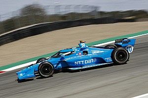 Kontrakt w IndyCar, testy w F1 