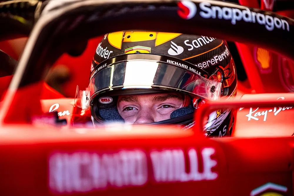 Robert Shwartzman, Ferrari
