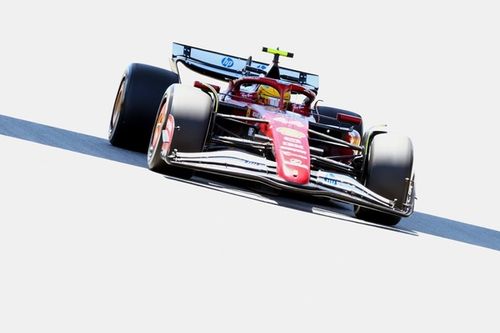 Hamilton: Perdí carga aerodinámica por un problema, pero es frustrante