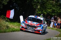 Grzyb naciska Marczyka