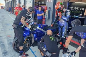 Quartararo se siente "peor" en la Yamaha con motor V4 en el test de Misano