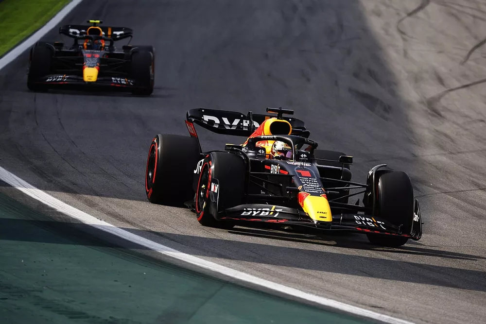 Max Verstappen, Red Bull Racing RB18, Sergio Perez, Red Bull Racing RB18