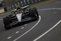 Hamilton: es imposible pensar en luchar con Red Bull en Australia