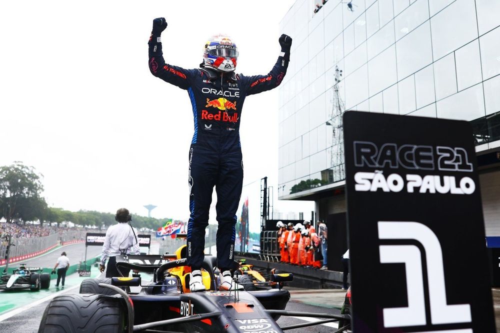 Race winner Max Verstappen, Red Bull Racing