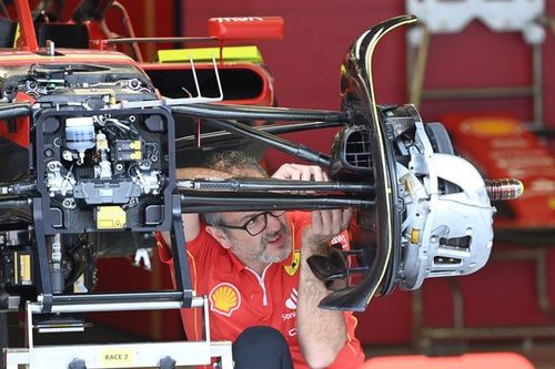 GALER&Iacute;A T&Eacute;CNICA: Explicaciones t&eacute;cnicas de los F1 desde el pitlane de Bahrein