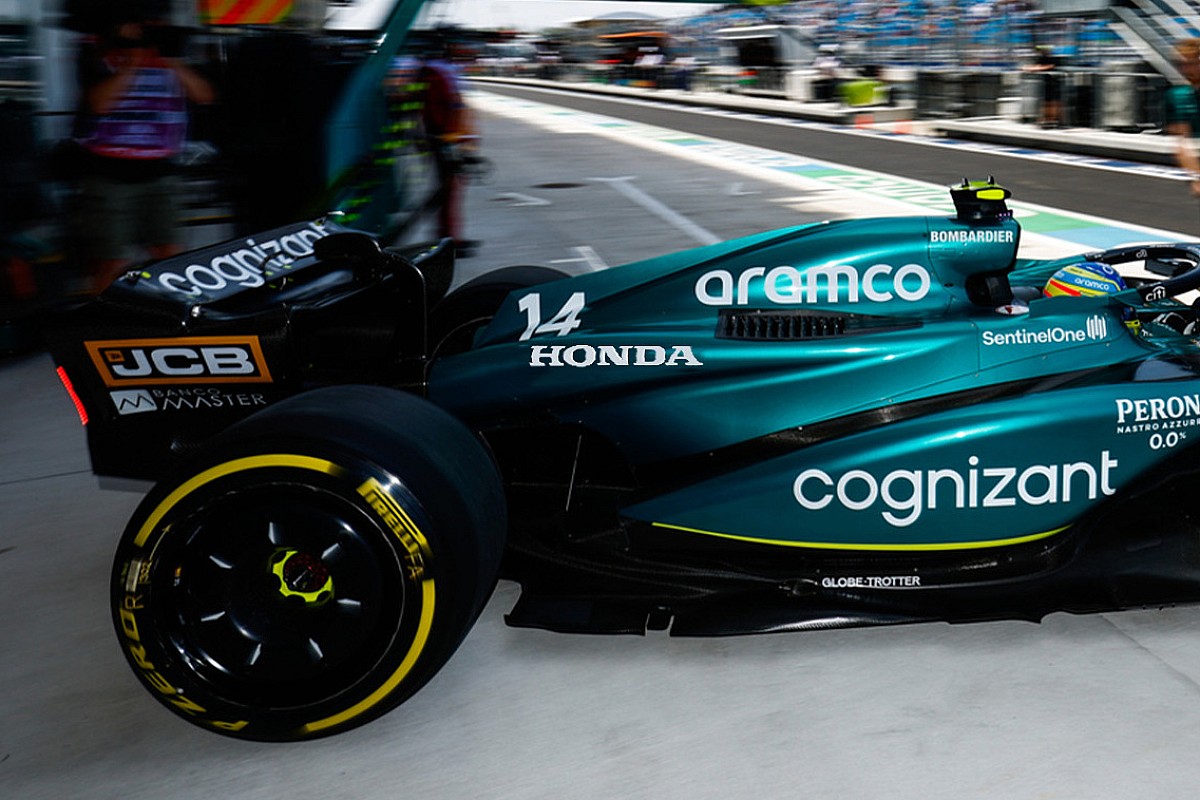 F1 アストンマーティン 実車 ボディ パーツ 本物 アロンソ HONDAホンダ ホンダ、F1に復帰へ 2026年から英アストンマーティンにエンジン