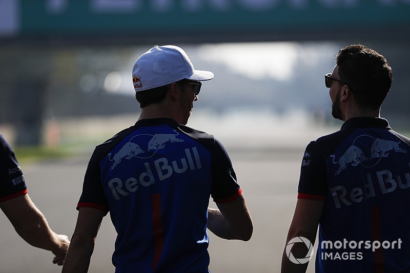 Ім’я напарника Квята в Toro Rosso назвуть у грудні