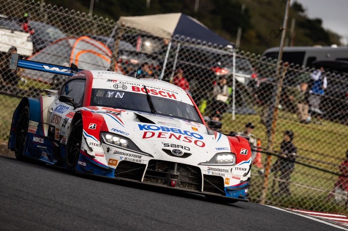 度重なるセーフティカーに翻弄された3時間。SCも味方にDENSO
