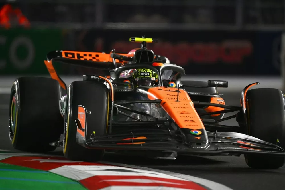 Lando Norris, McLaren MCL38 