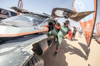 Al Attiyah cree que le sancionan con otras reglas en el Dakar: "¿Por qué?"