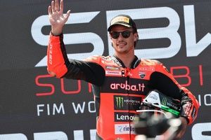 Bulega: Bagnaia Bocorkan Taktik untuk Kalahkan Razgatlioglu