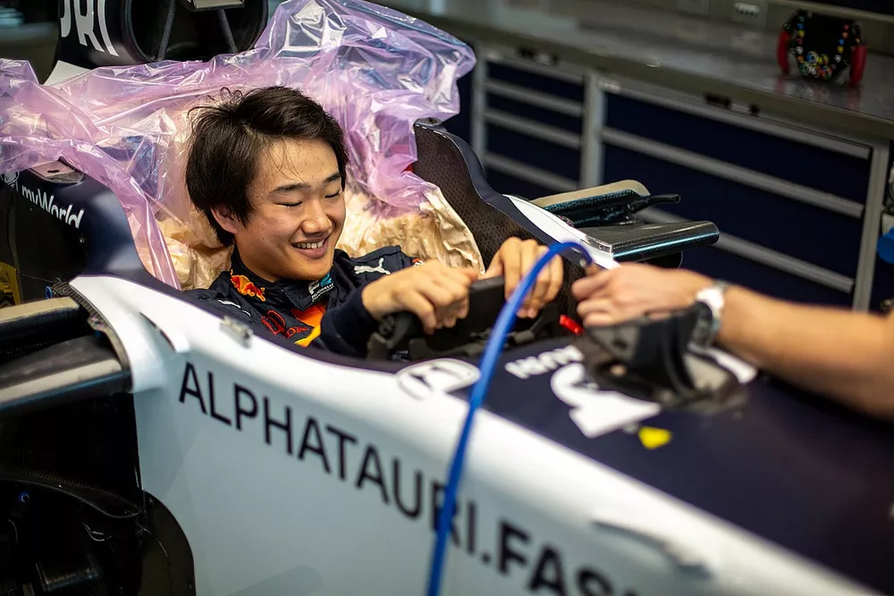 Yuki Tsunoda, Alpha Tauri, past stoeltje