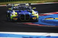 Valentino Rossi logra la victoria en la carrera del GTWC en Misano