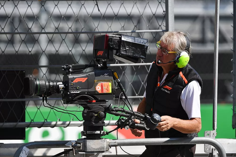 FOM cameraman 