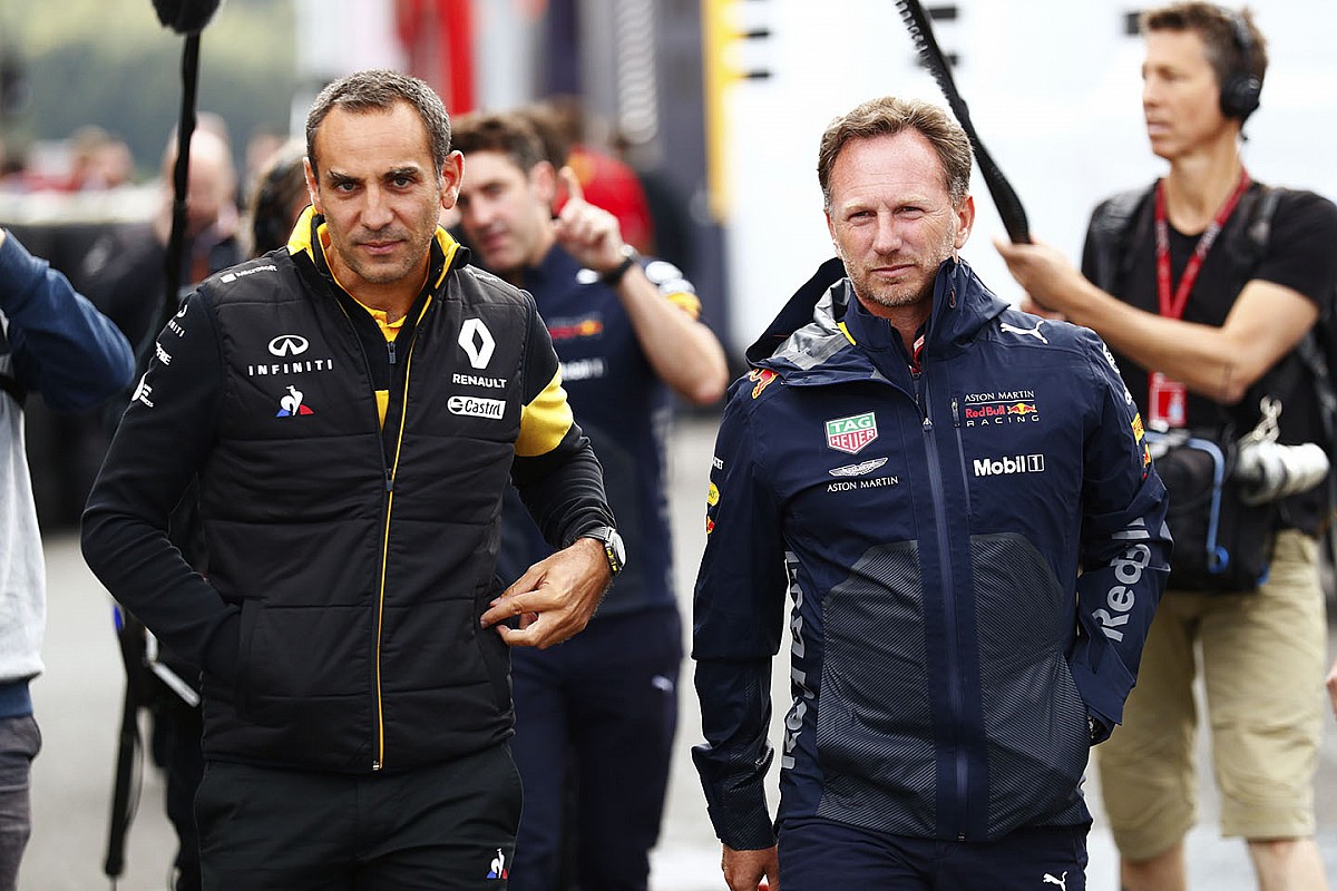 Abiteboul: Ricciardo'nun gelişi üzerimizdeki baskıyı arttırıyor